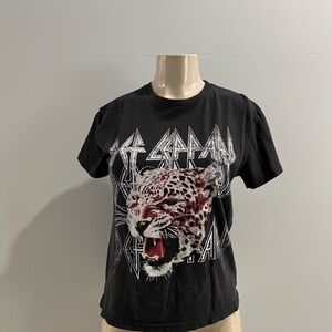 Def Leppard Black Graphic Tee